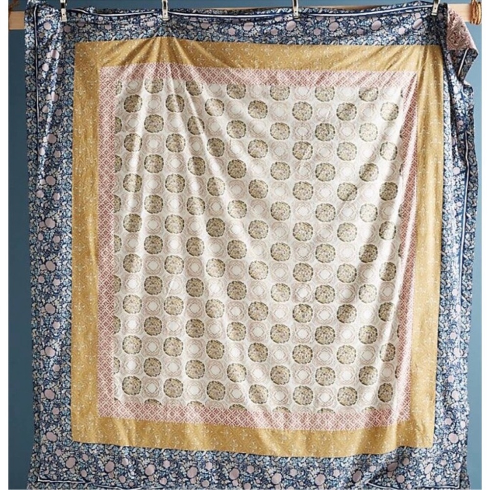 Anthropologie Meguro Queen Duvet Cover and 2 Shams Set